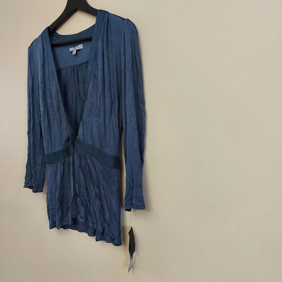 Classiques Entier wrap v neck blouse - Picture 3 of 8